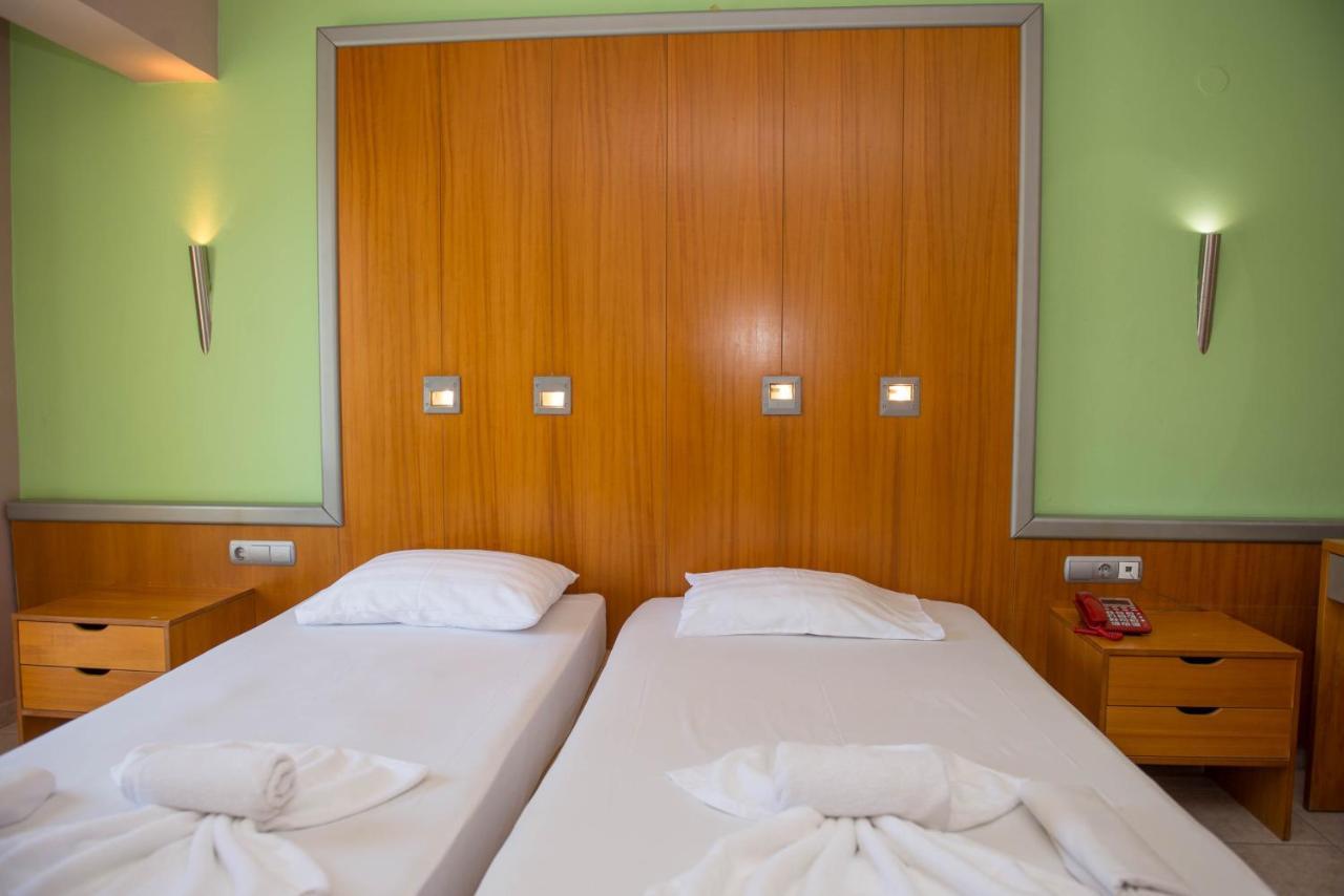 Mojo Hotel Laganas Buitenkant foto